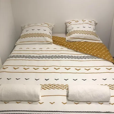 T2 Situe Au Centre De Apartament *